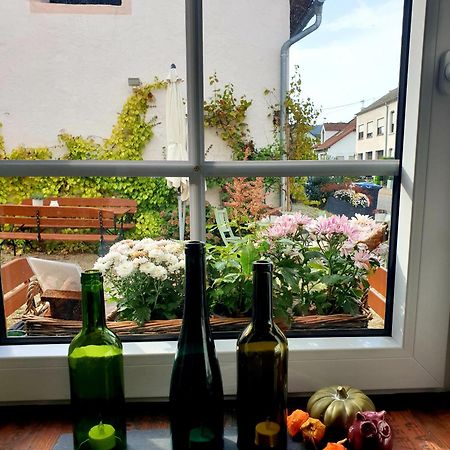 Zur Alten Rebe Ferienhaus Und Weingut Конц Экстерьер фото