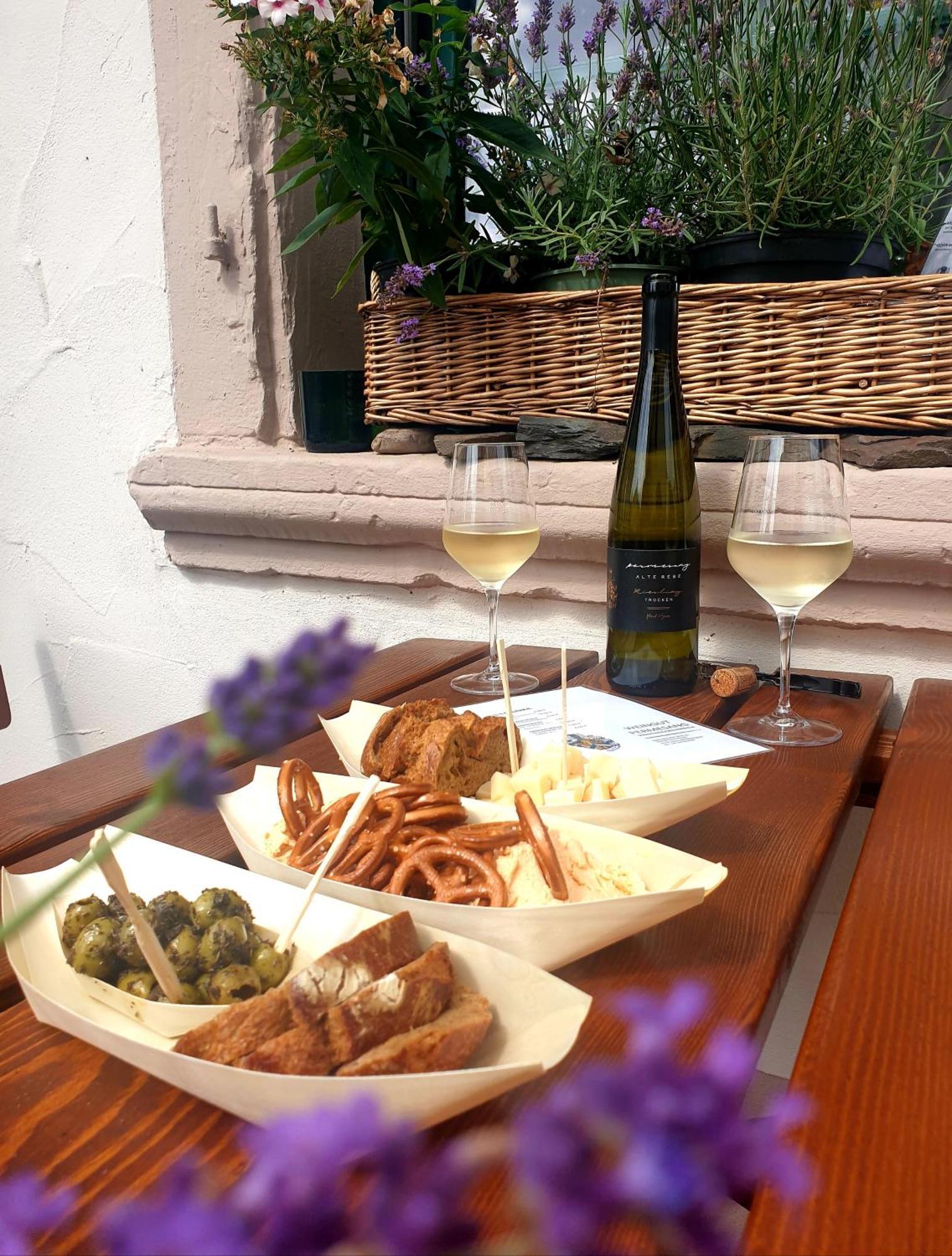 Zur Alten Rebe Ferienhaus Und Weingut Конц Экстерьер фото